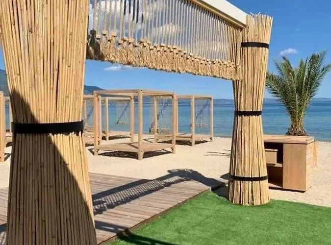 Apostolia Lux Апартаменты *