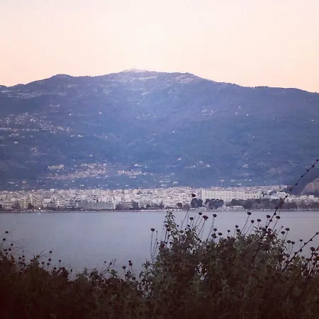 Apostolia Lux Apartament *